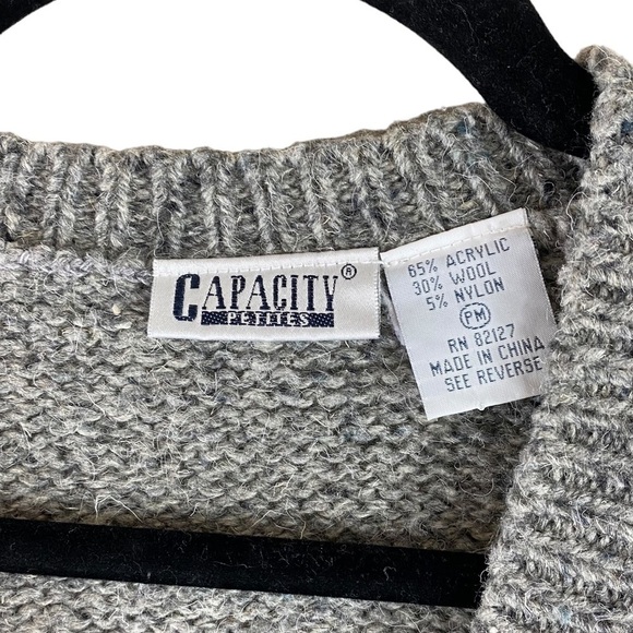 Vintage Capacity Women’s Heathered Gray Toggle Button Granny Square Sweater SzPM - Picture 5 of 11